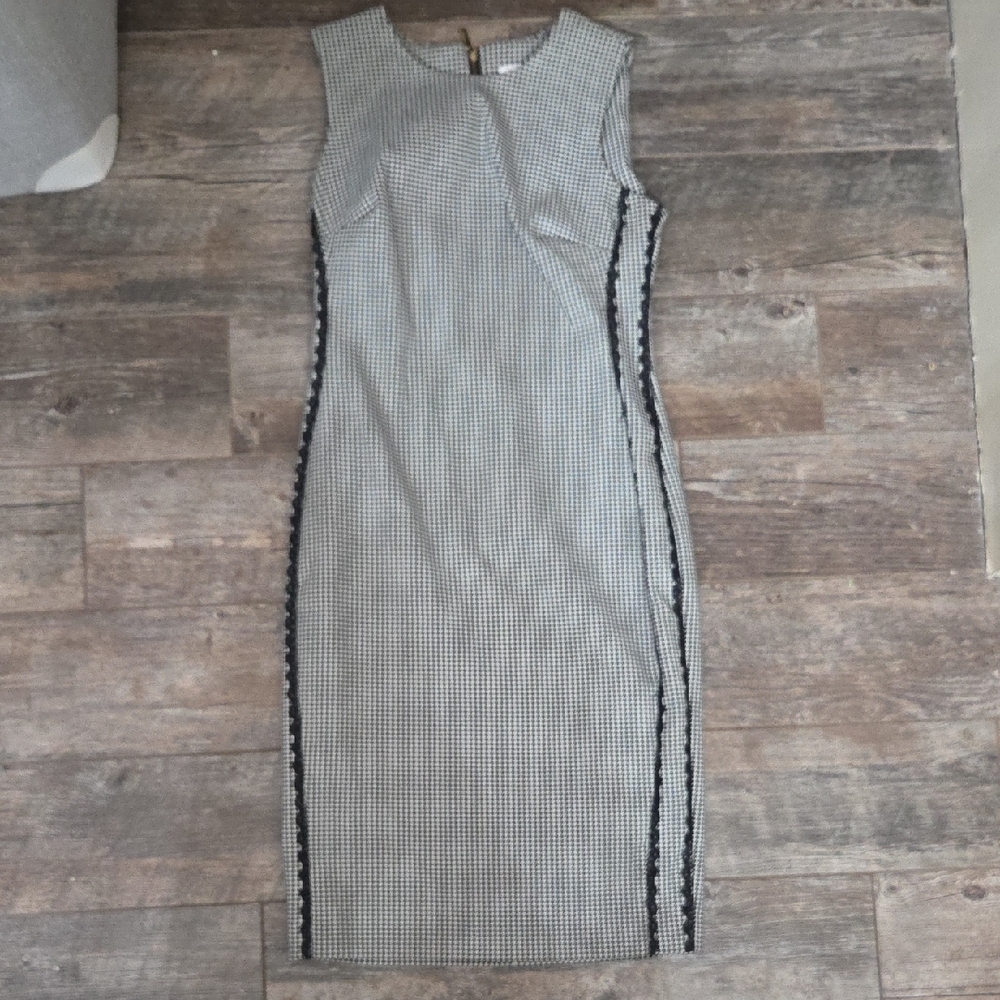 Calvin Klein Gray and Black Patterned Midi Dress